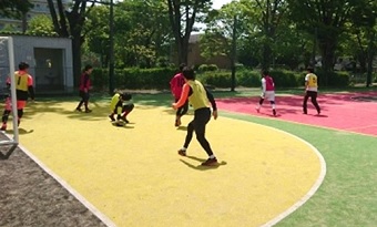 個人参加フットサル写真